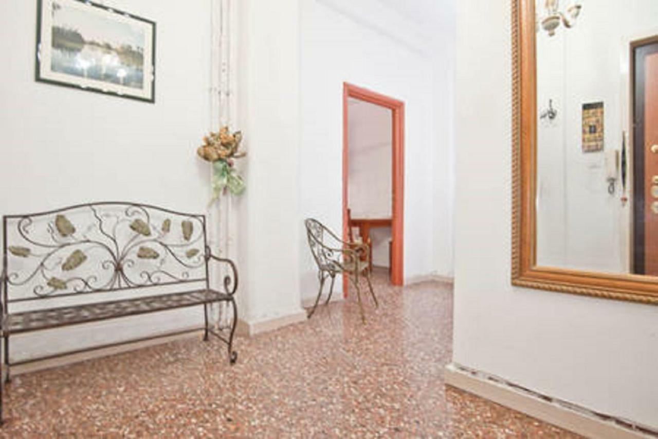 Alloggio Turistico P.Lodi Apartment Rome Exterior photo
